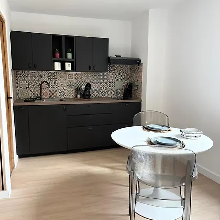 Bienvenue Chez Vous ! Αζάτσιο